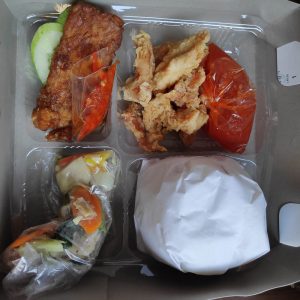 Paket nasi kotak, paket nasi kotak pesan antar murah, paket nasi kotak murah, nasi kotak lembang, order nasi kotak, order nasi box lembang, order nasi box bandung, nasi box kotak enak murah, nasi box di lembang yang enak, nasi kotak enak bandung lembang, jual nasi kotak, catering service bandung, catering bandung, catering lembang, paket nasi kotak box lembang bandung free delivery, Nasi Box Bandung Murah, Paket Nasi Box Bandung Yang Murah, Paket Nasi Box di Lembang, Jual Nasi Box, Paket Nasi Box Delivery, Catering Service Lembang, Catering Service Bandung, Paket Nasi Box